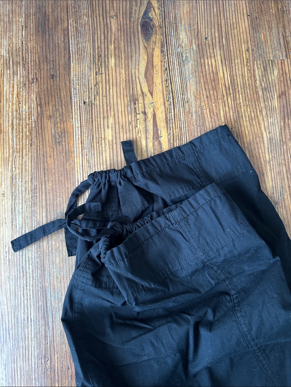 DSG Black Women’s Cargo Jogger Pants - Picture 3 of 3